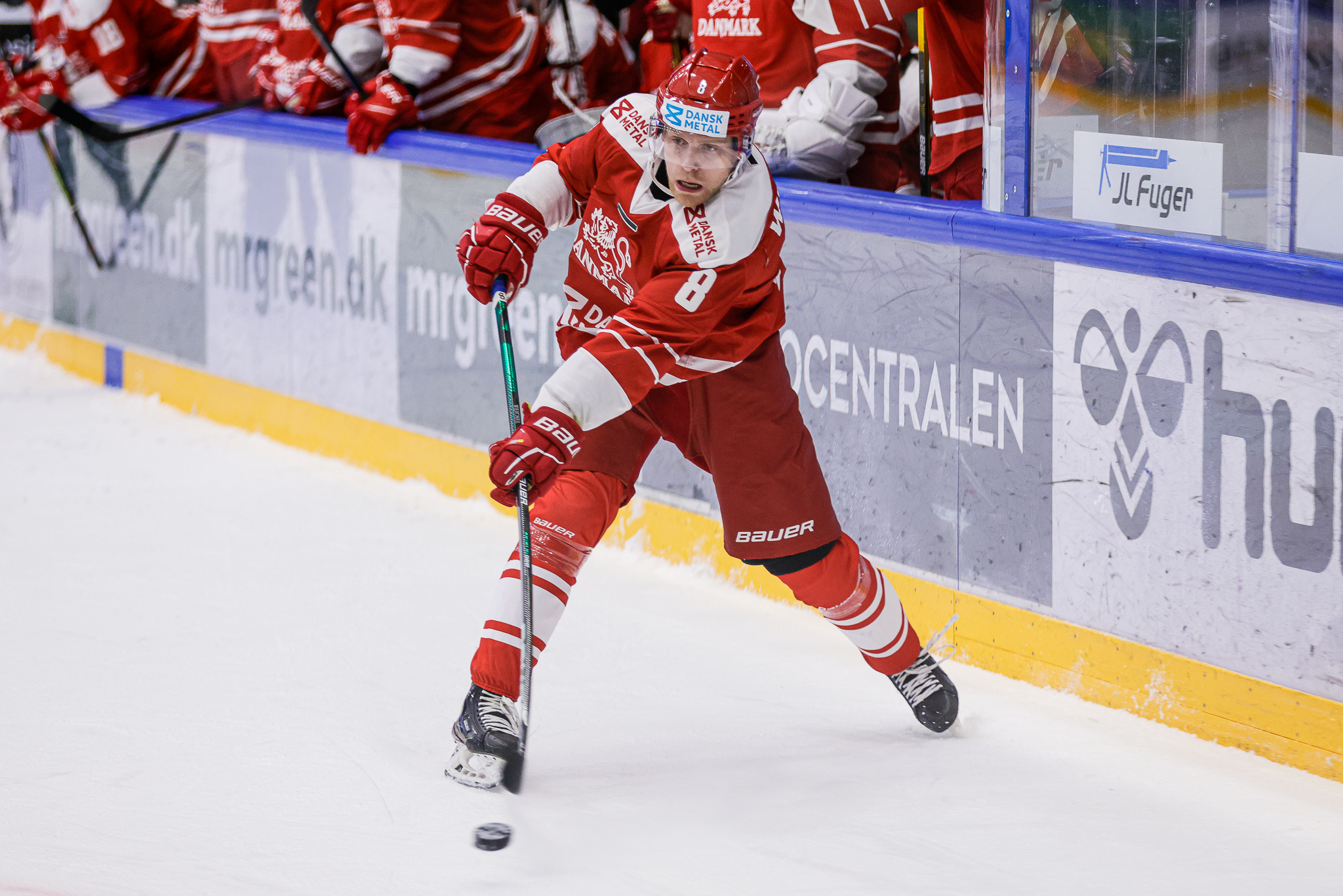 Nicolai Weichel stopper en flot karriere efter 10 års Metal Liga-hockey. Her er han på landsholdet i en kamp mod Letland i 2022.