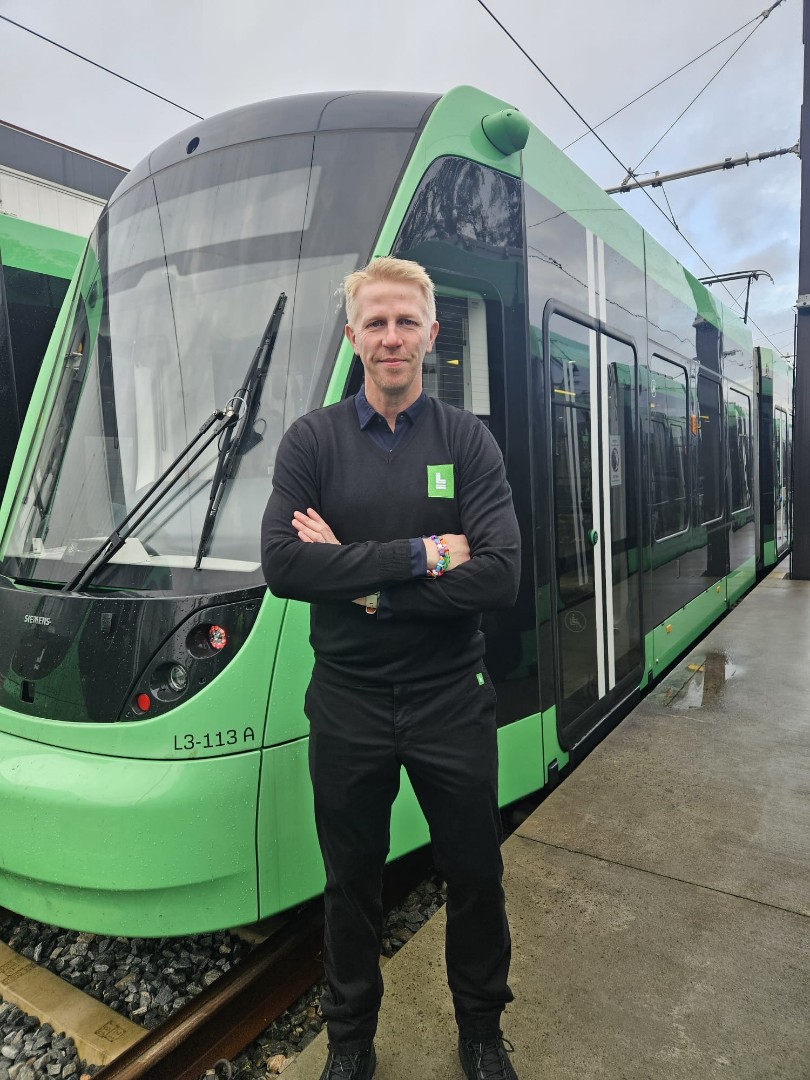 Den mangeårige landsholdsspiller Thor Dresler på sit nye job som letbanefører: "Jeg er fascineret af energien og det høje ambitionsniveau, jeg oplever i vores team."