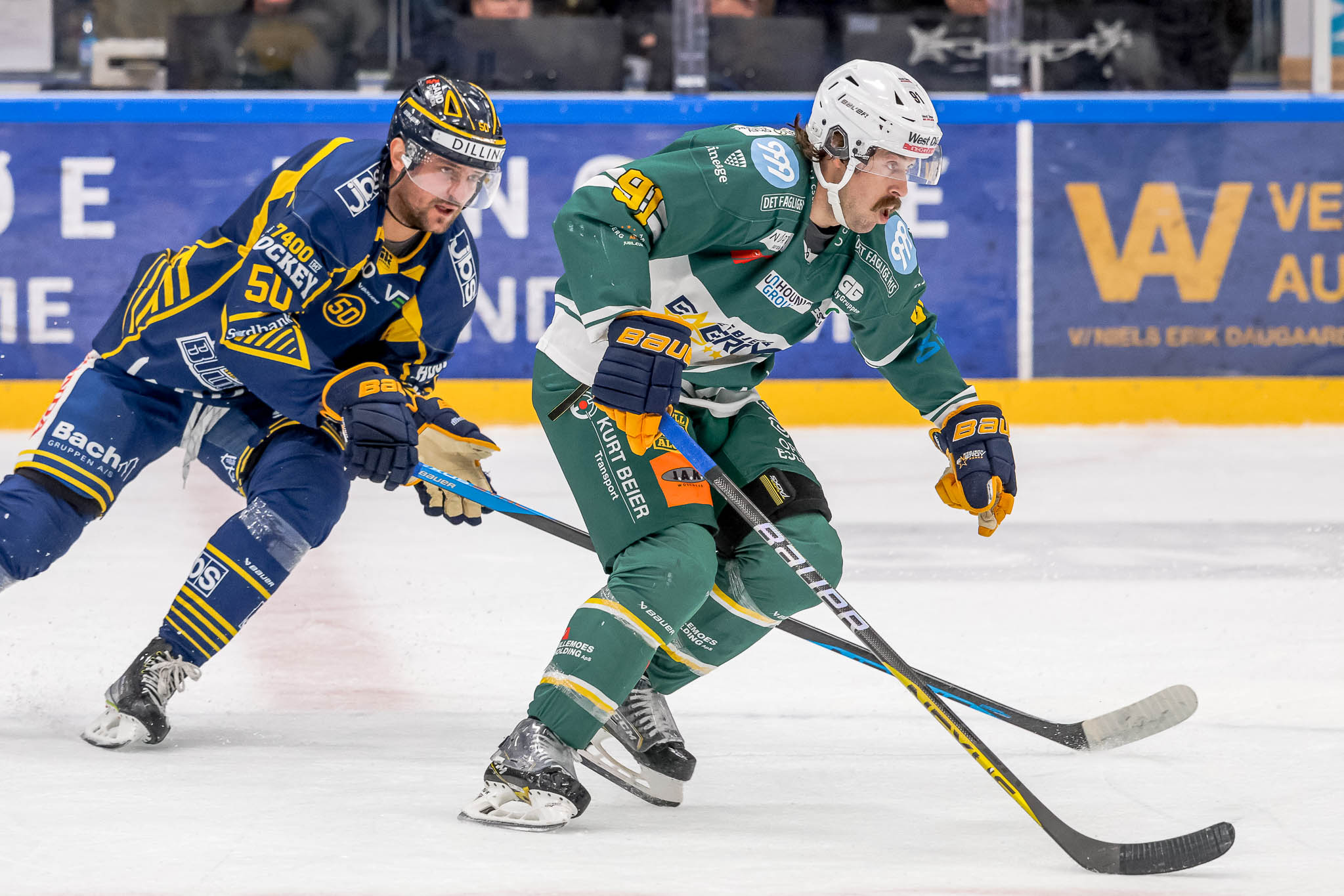 Josh Winquist (grøn trøje) er den type spiller, der mangler hos Esbjerg lige nu. 