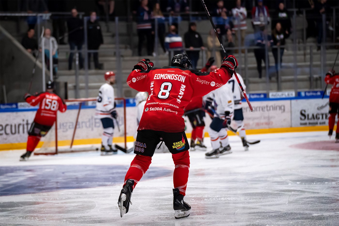 Metal Ligaen Ian Edmondson vender tilbage til Pirates